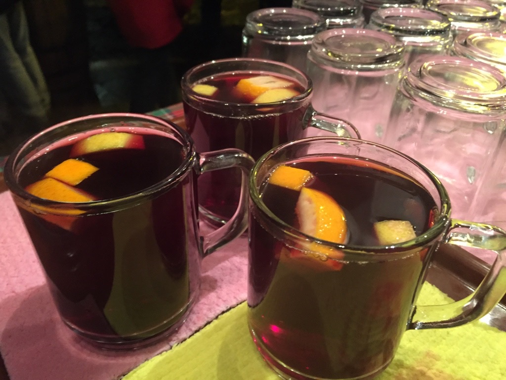 Glühwein rot.jpg